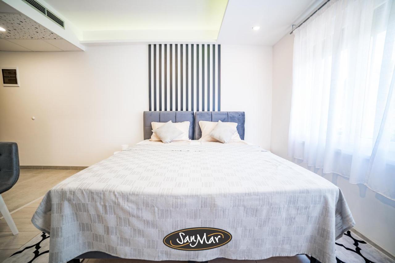 San-mar Apartment *